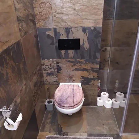 Apartmanovy Dom Romantika - 4 タレ