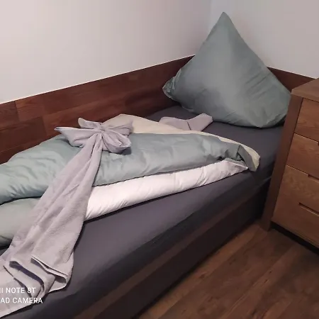 Apartmanovy Dom Romantika - 4 タレ